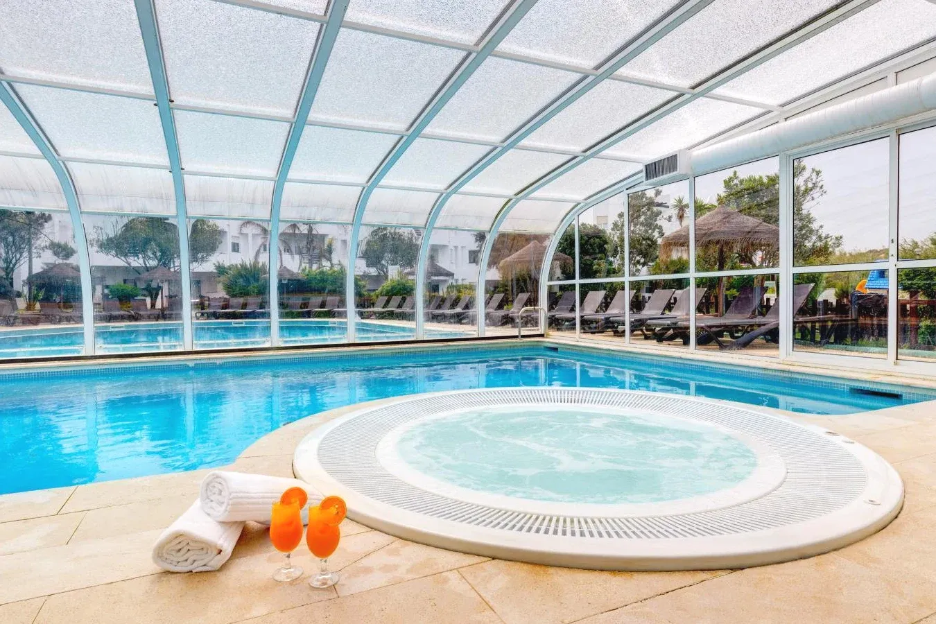 Espaço de spa com piscina interior Duna Parque Beach Club - Duna Parque Resorts & Hotels em Vila Nova de Milfontes Espaço de spa com piscina interior Duna Parque Beach Club - Duna Parque Resorts & Hotels em Vila Nova de Milfontes