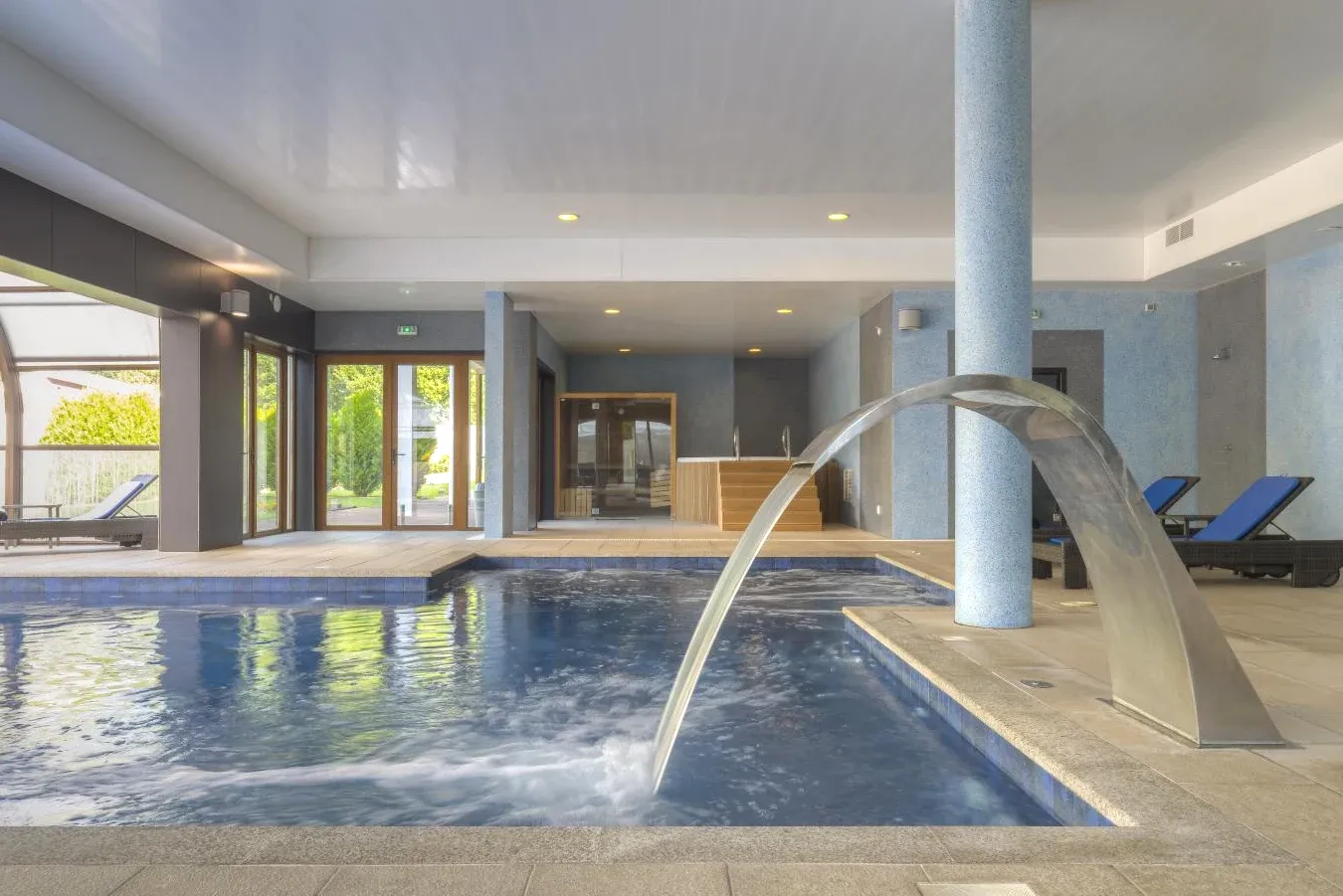 Hotel Rural Vale Do Rio piscina interior com hidromassagem em Oliveira de Azemeis Hotel Rural Vale Do Rio piscina interior com hidromassagem em Oliveira de Azemeis