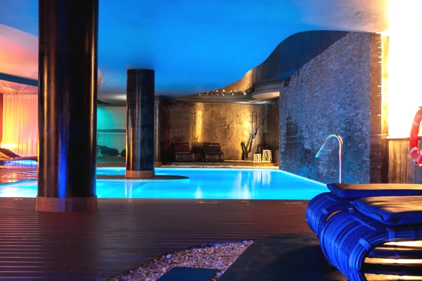 Lisotel - Hotel & Spa piscina interior com spa em Leiria Lisotel - Hotel & Spa piscina interior com spa em Leiria