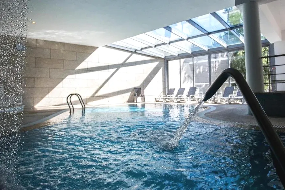 Monte Prado Hotel & Spa piscina interior e spa privativo em Melgaço Monte Prado Hotel & Spa piscina interior e spa privativo em Melgaço
