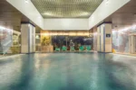 Porto Palácio Hotel by The Editory em Lordelo do Ouro e Massarelos, Porto spa com piscina interior